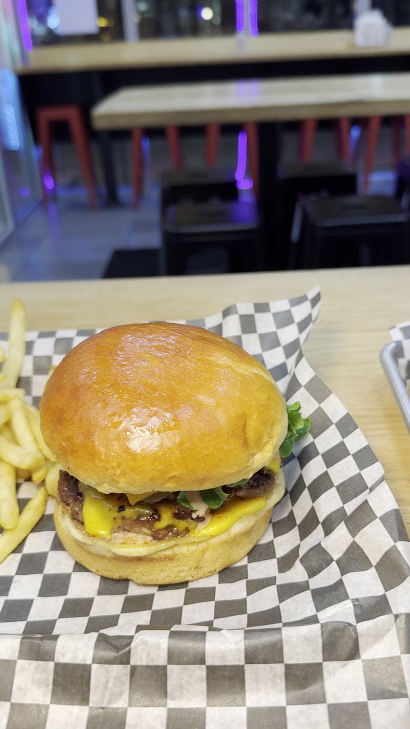 Burger Alley Chicago