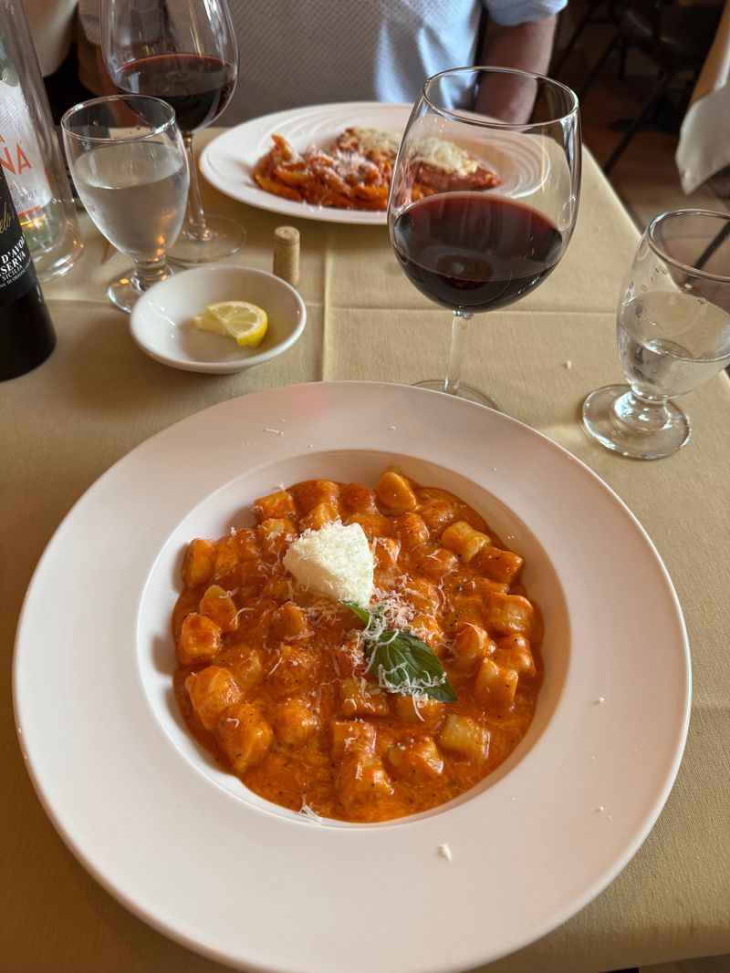 Forchetta Italian Eatery (Largo)