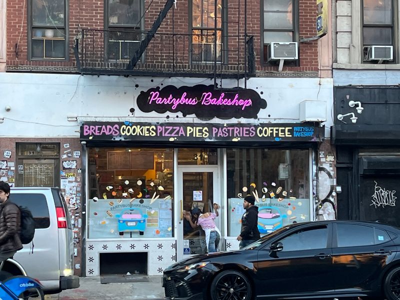 Partybus Bakeshop – Lower East Side