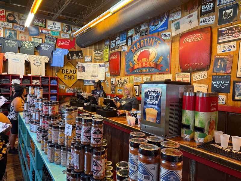 Martin's Bar-B-Que Joint (Downtown Nashville)