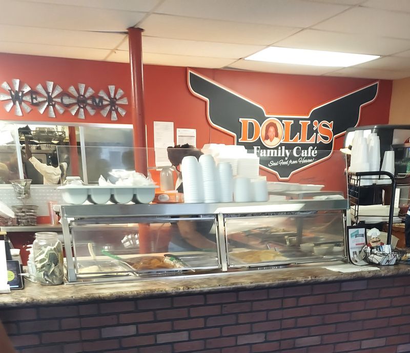 Doll’s Family Cafe