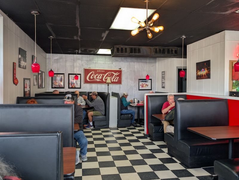 Frostee Freeze Drive-In – Tazewell