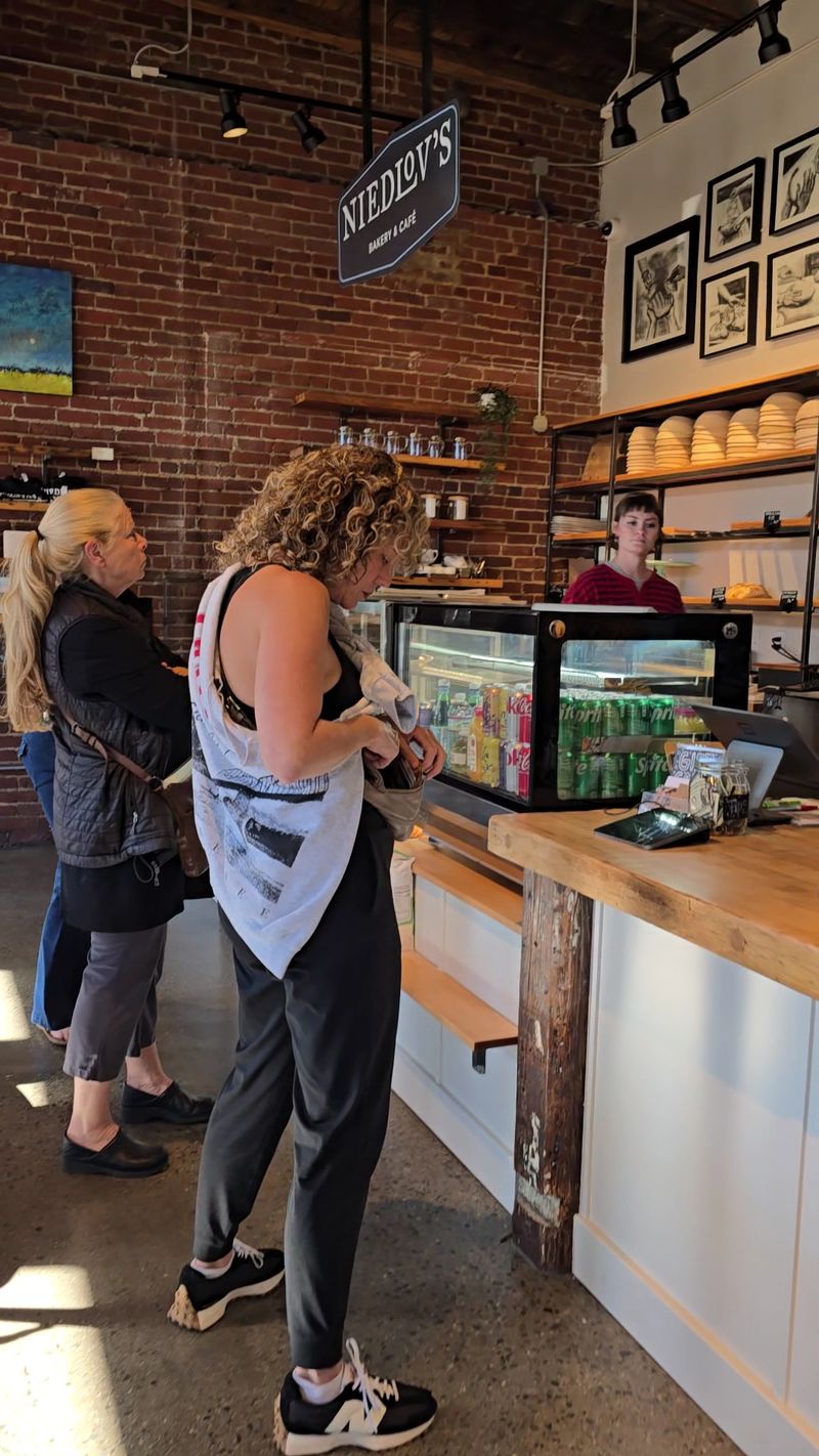 Service With Genuine Ease