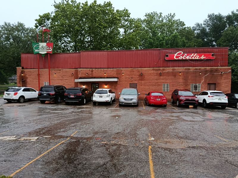 Coletta’s Italian Restaurant (South Parkway Location)