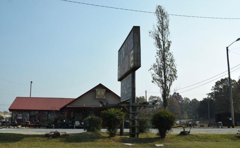 A Town Shaped By Travelers Long Before Interstates