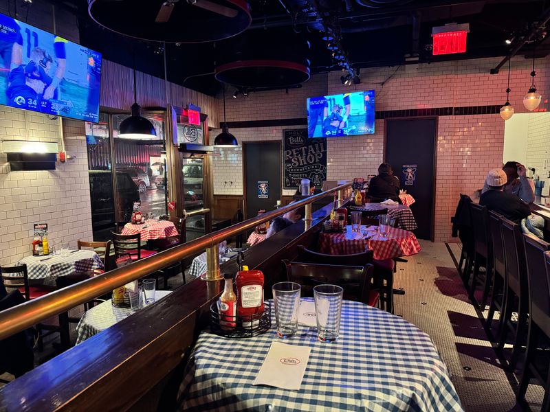 Bill's Bar & Burger, New York