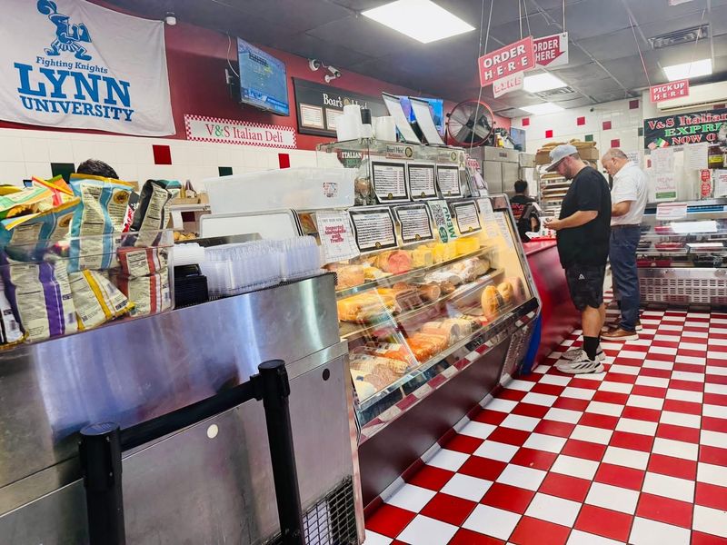 V & S Italian Deli (Boca Raton)
