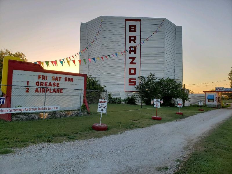 Brazos Drive-In (Granbury)