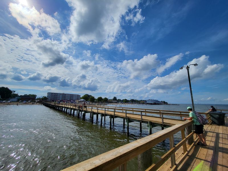 Colonial Beach: Fresh Seafood And A Slower Pace