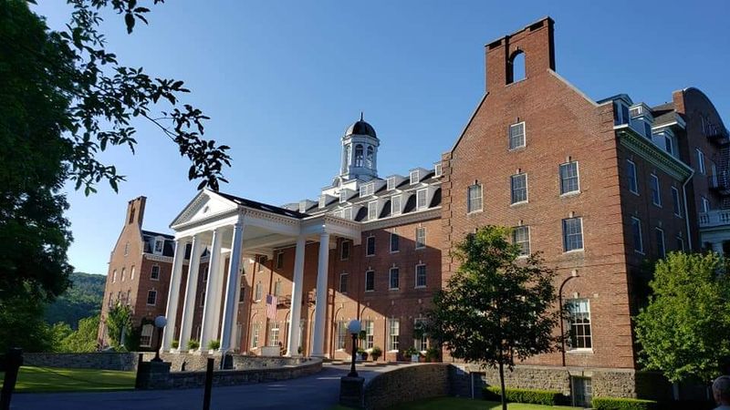 A Calm Pace Of Life Rare In Modern Travel