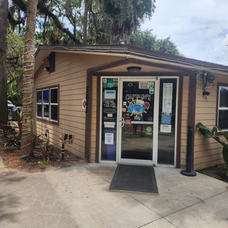 Captain's BBQ (Palm Coast)