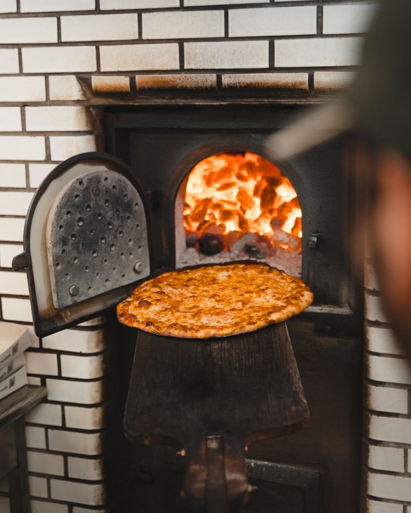 Frank Pepe Pizzeria Napoletana