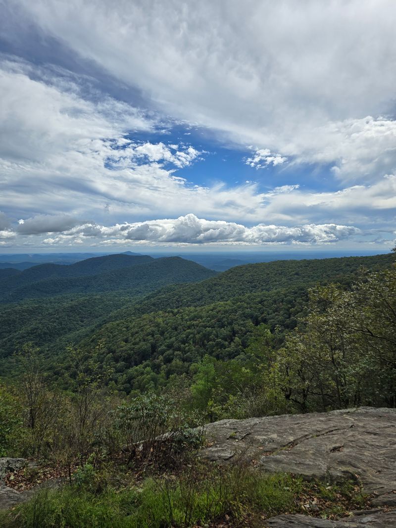 Big Cedar Falls (Blue Ridge Mountains)