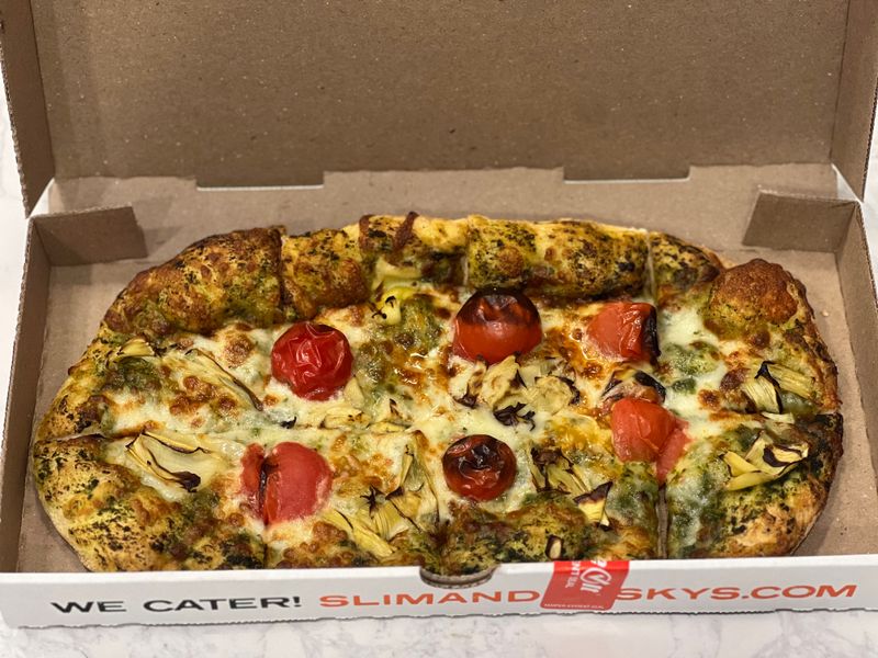 Slim & Husky's Pizza Beeria