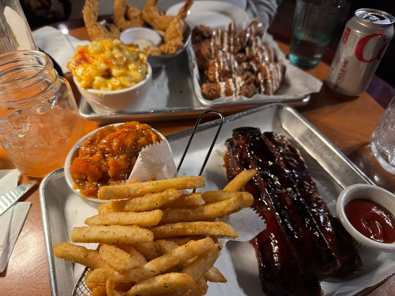 Mac And Cheese With Backbone