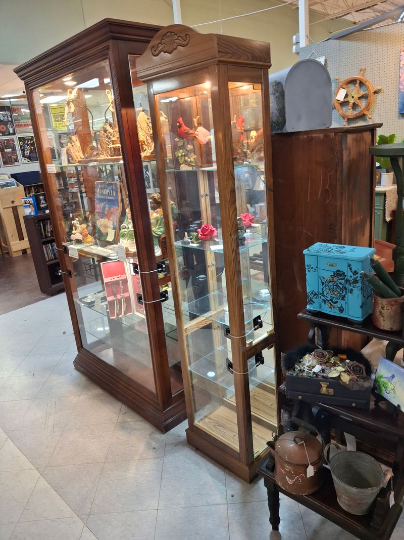 Jewelry Cases That Spark Quiet Delight