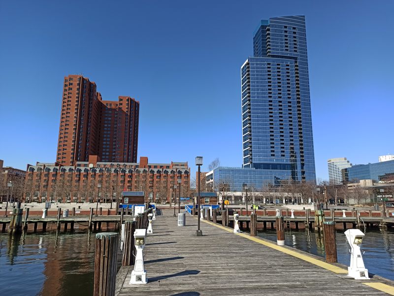 Baltimore Waterfront Promenade (Baltimore)