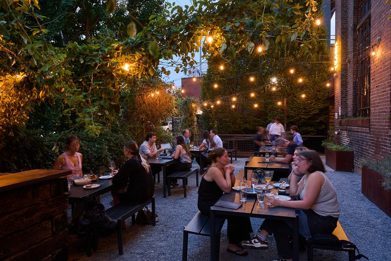 Rolf And Daughters (Nashville)