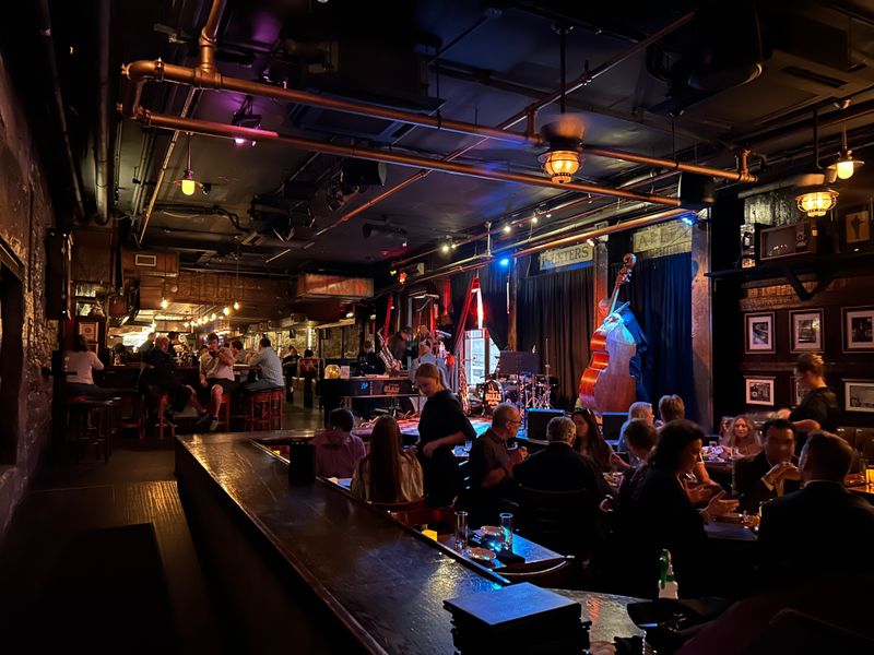 Skull's Rainbow Room