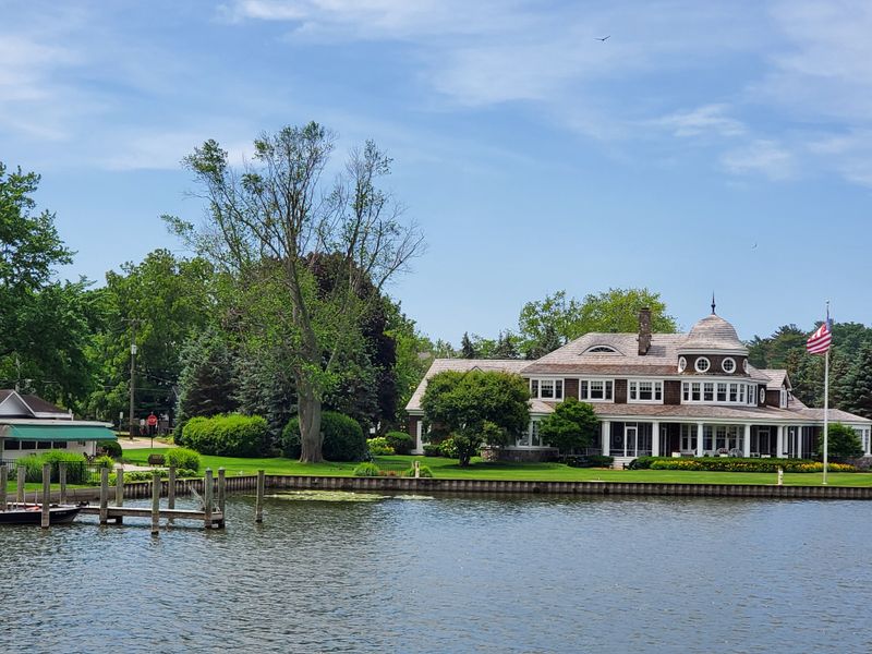 Cozy Bed And Breakfasts In Saugatuck