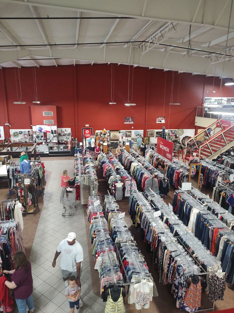 Clothing Racks With A Purposeful Rhythm