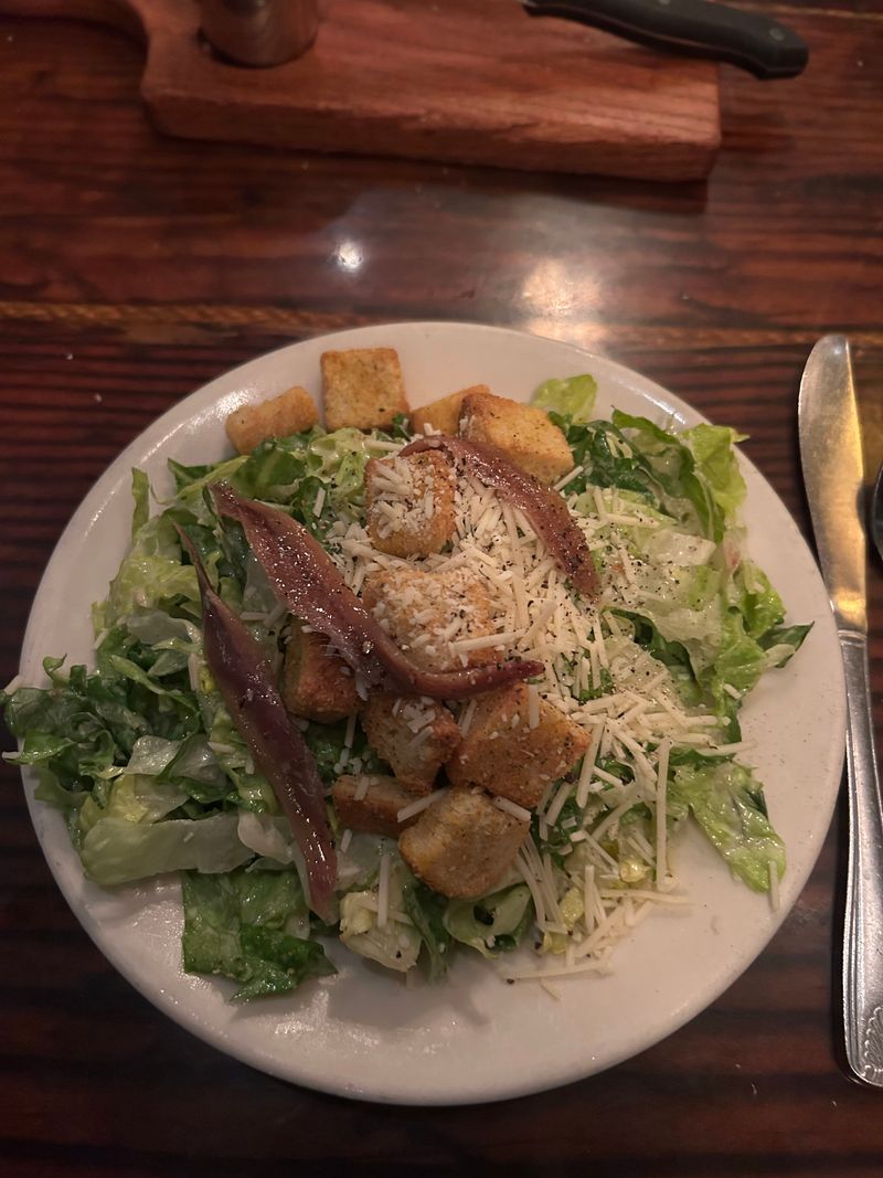 The Salad Bar That Earns Its Keep