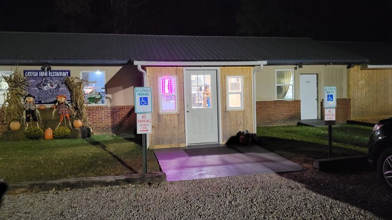 Pickwick Catfish Farm Restaurant