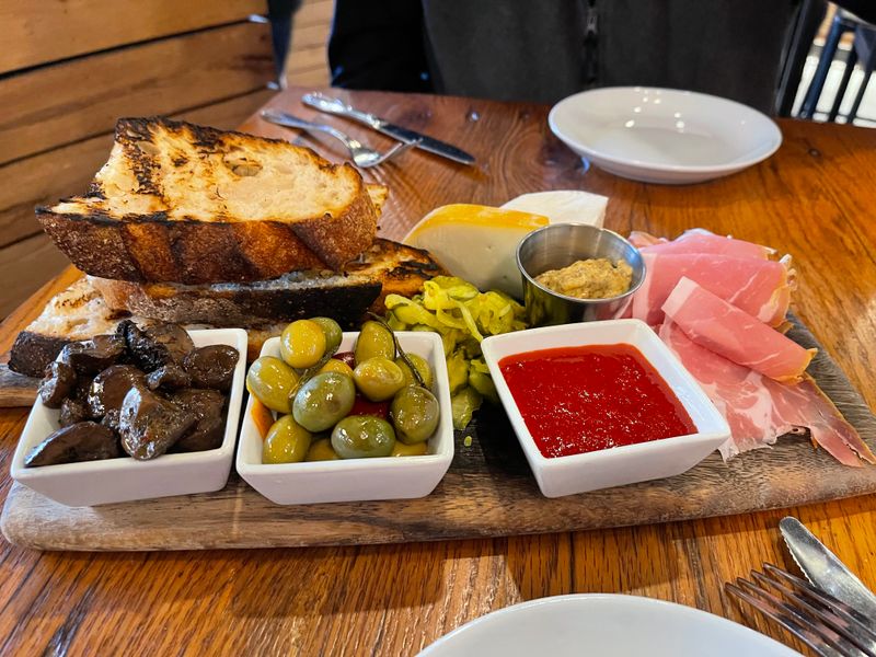 The Salty Pig (Boston)