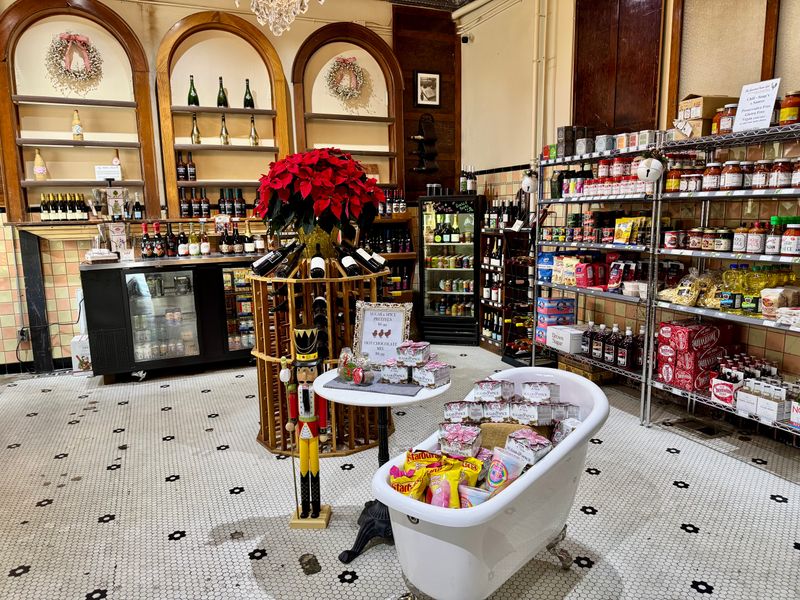 Chickie's Feels More Like A Community Stop Than A Restaurant