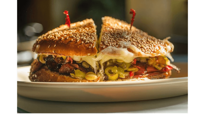 Muffuletta (Napoleon House)