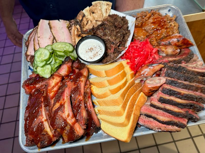 Pig Beach BBQ Queens — Astoria Spot