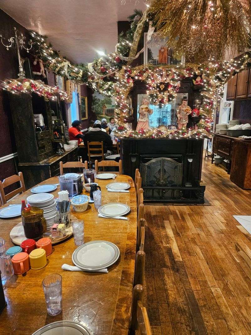 Service That Feels Like A Reunion