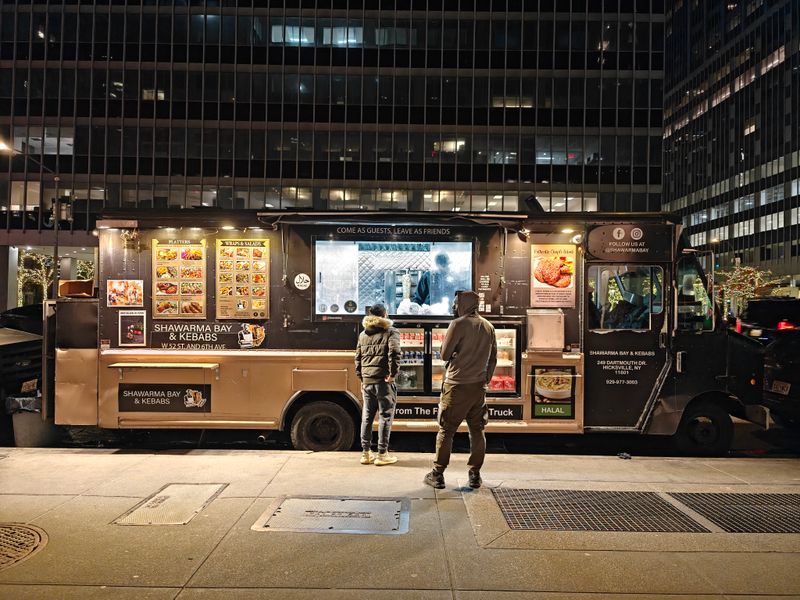 Shawarma Bay – Sharply Spiced Middle Eastern Wraps