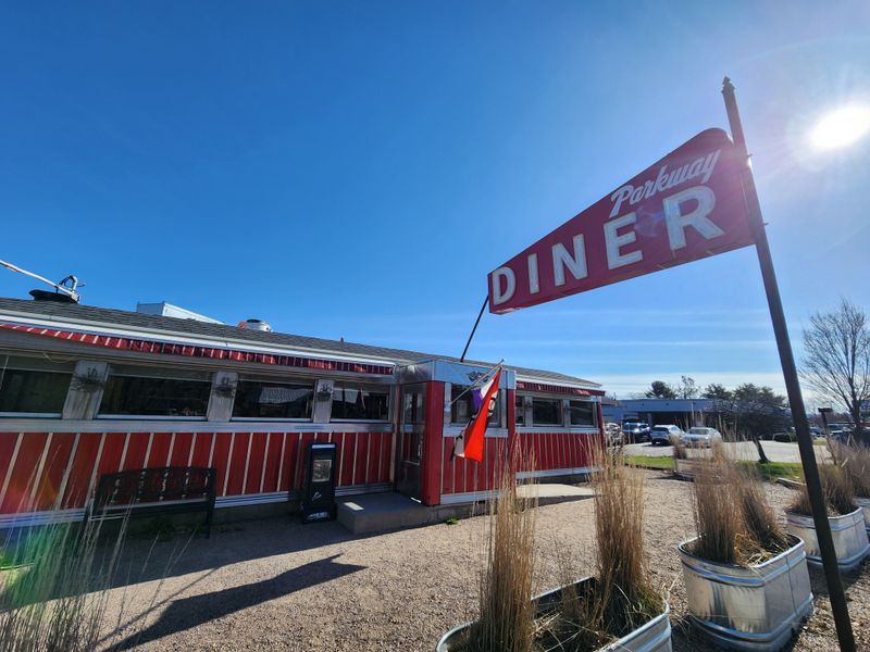 Parkway Diner — New Windsor