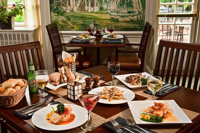 Putnam’s Restaurant And Bar At The Gideon Putnam – Saratoga Springs
