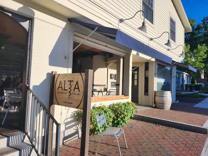 Alta Restaurant & Wine Bar