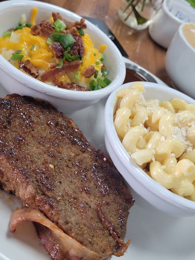 Southern Spoon Catering & Food Truck