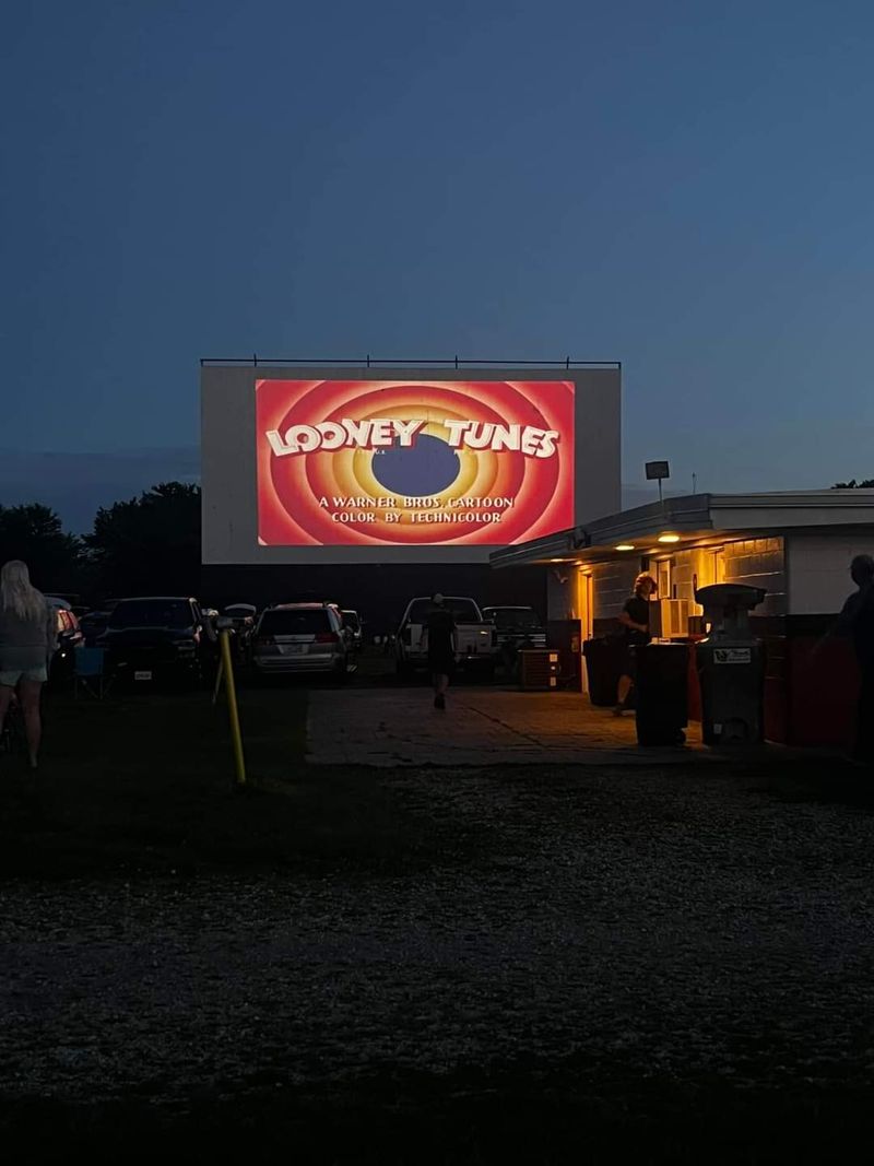 Route 34 Drive-In (Earlville)