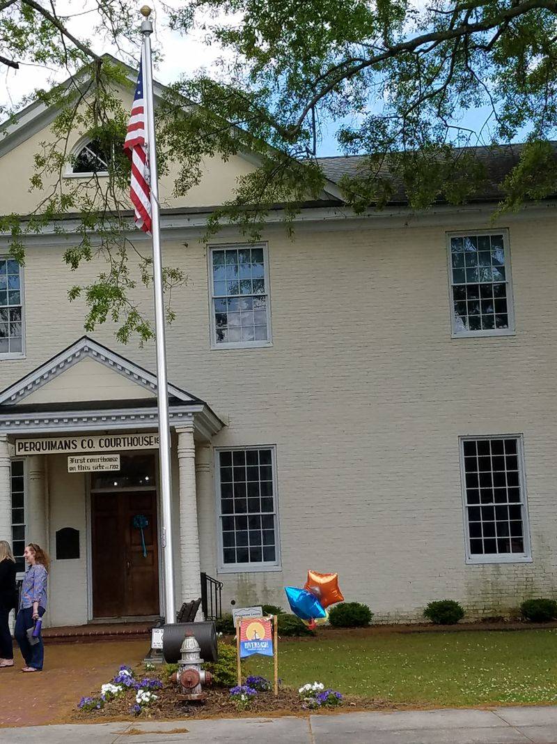 A Close-Knit Community Where Neighbors Know Each Other