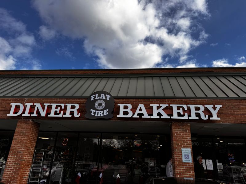 Flat Tire Diner - Classic Old-School Diners That Took Me Back To Real Diner Days (Family‑Recipe Diner Classics And Warm Hospitality)