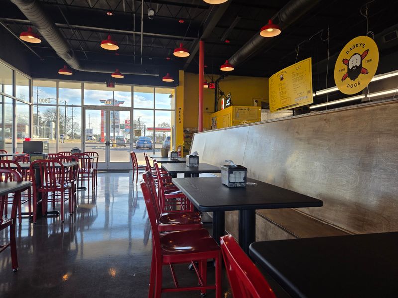 Daddy’s Dogs (Madison)