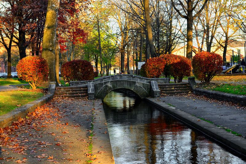 Affordable And Comfortable Small‑Town Living