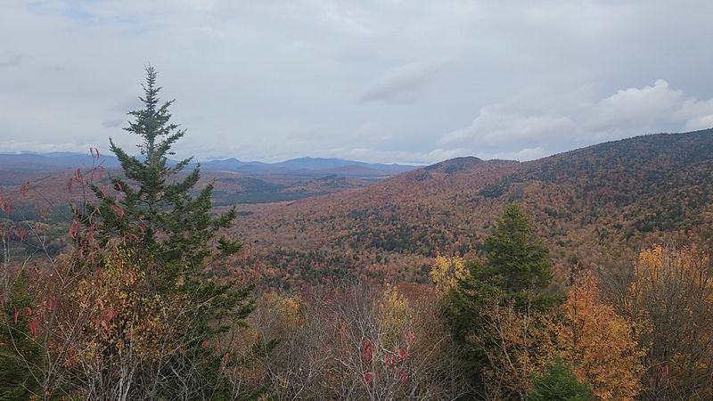 Why Siamese Ponds Stays Overlooked Compared To High Peaks