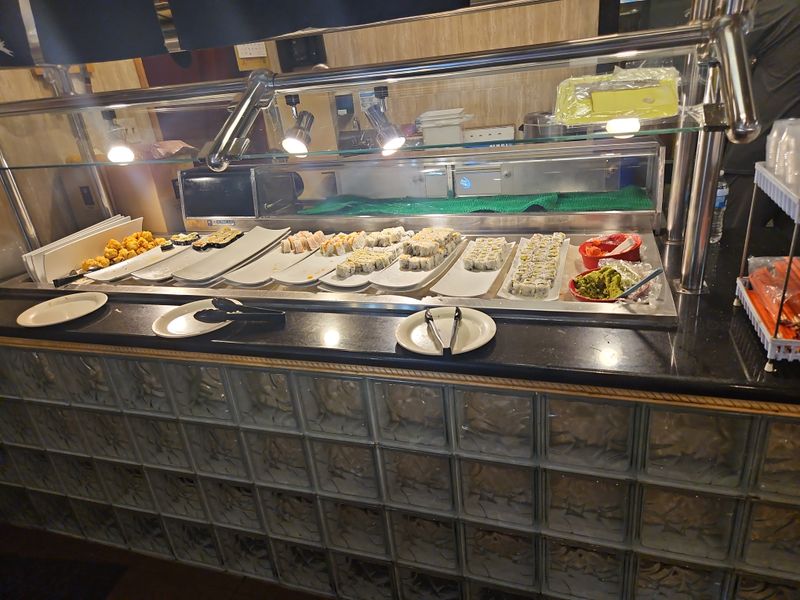 Golden Chopsticks Buffet 