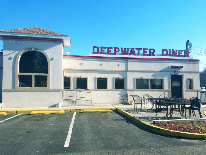 Deepwater Diner (Carneys Point)
