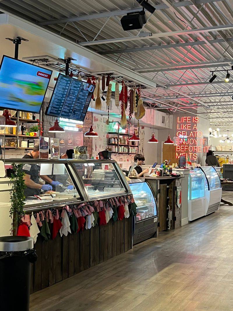 Cosa Nostra Italian Deli (Clermont)