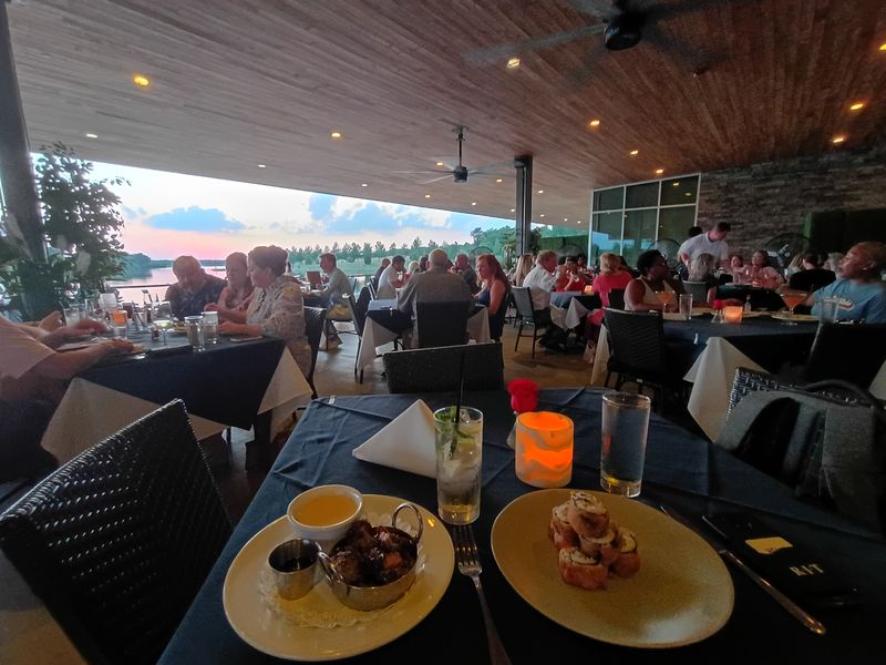 Service With Poise And Personality