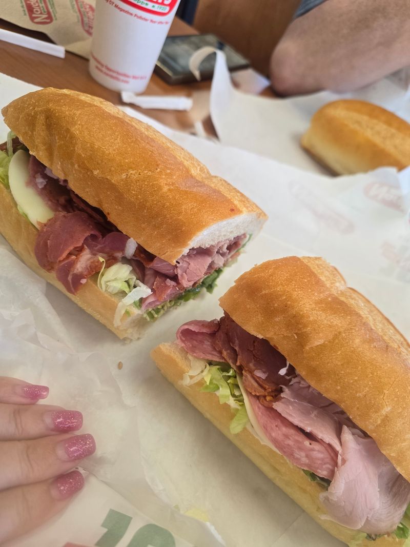 Nardelli's Feels More Like A Neighborhood Staple Than A Chain