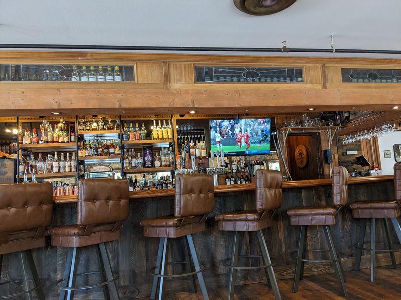 Howard's Restaurant Gatlinburg's Oldest Restaurant