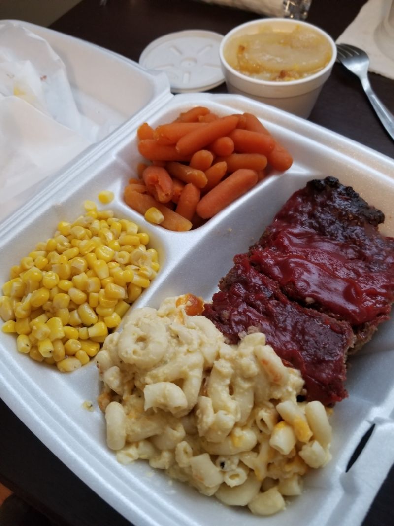 Grandma Hoyt's Country Buffet & Catering